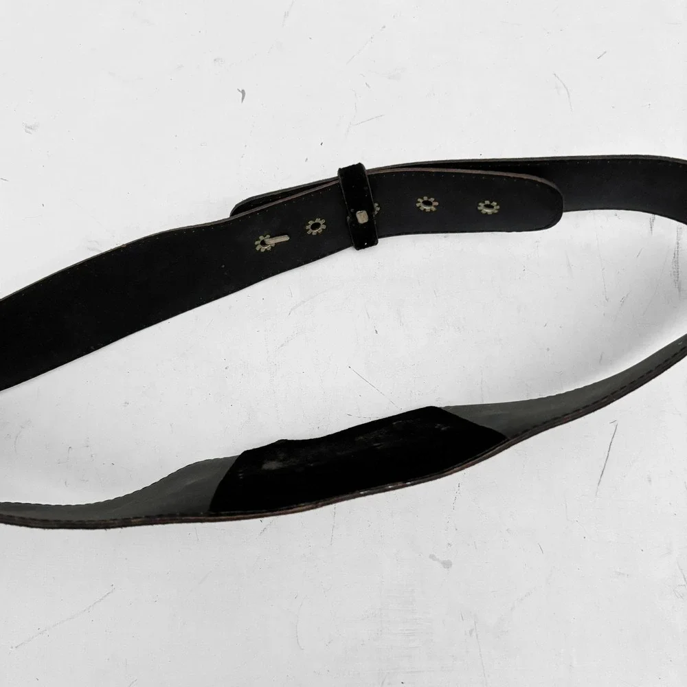 VTG Black Suede Wide Waist Belt Silver Tone Double Duck Motif Womens S
